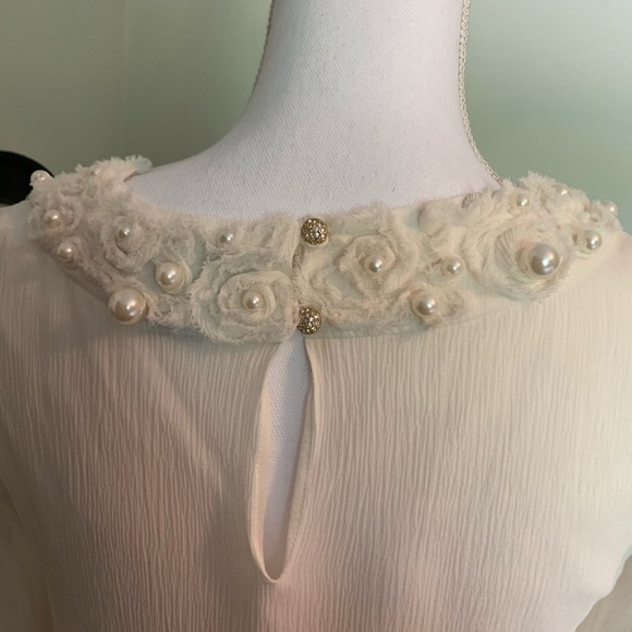 St. John Silk Blouse with Floral Details: 6 - Picture 2 of 4